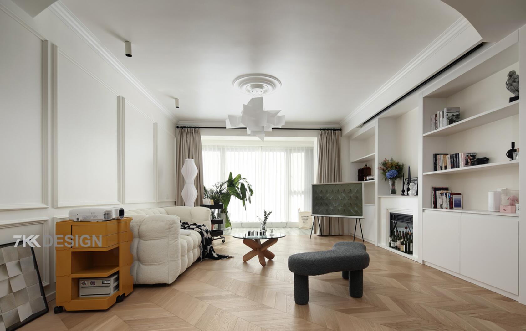 90后的她,靠父母买下160㎡大宅,改造后,骨子里都透着优雅