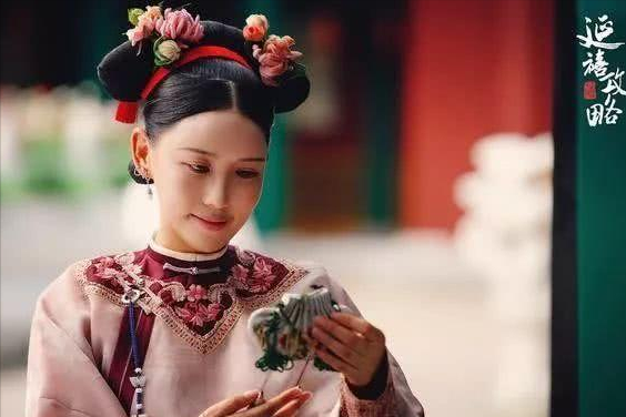 网红脸|当网红脸美人,遇到一群古典美人,颜值差距就出来了