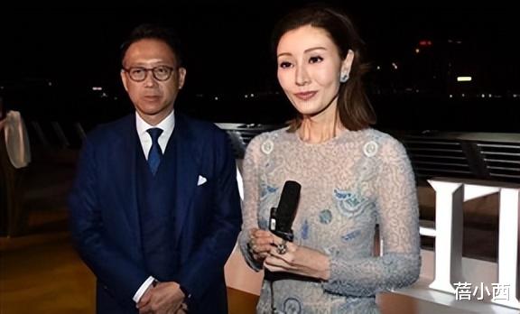 李嘉欣|李嘉欣才是真阔太！穿蕾丝透视长裙好优雅，骨子里的贵气装不出来