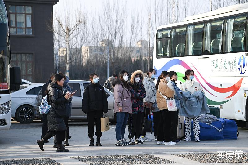 为什么很多人不愿意回农村盖房？4个弊端，确实很难接受