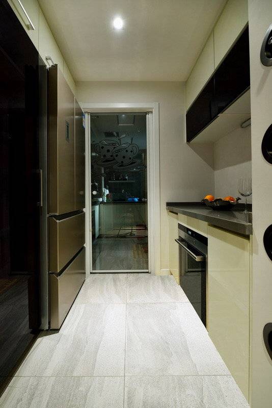 隐形门的设计太棒啦！美观大气有档次，朋友都说：像密室