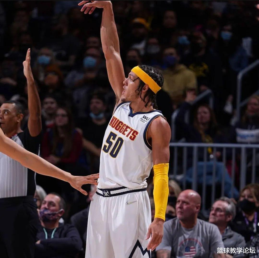掘金队|5年2.54亿美元！超级顶薪续约！他超越字母哥，NBA历史第一