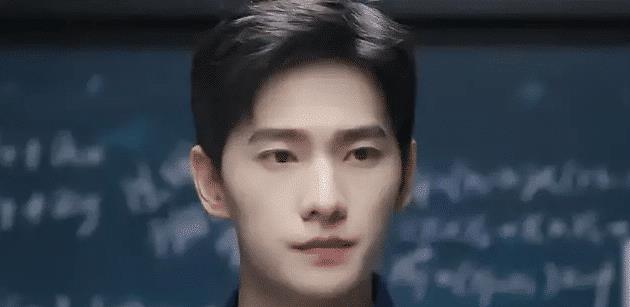 李一桐|165cm的李一桐现实中长啥样？看到生图，网友：生图令人意外