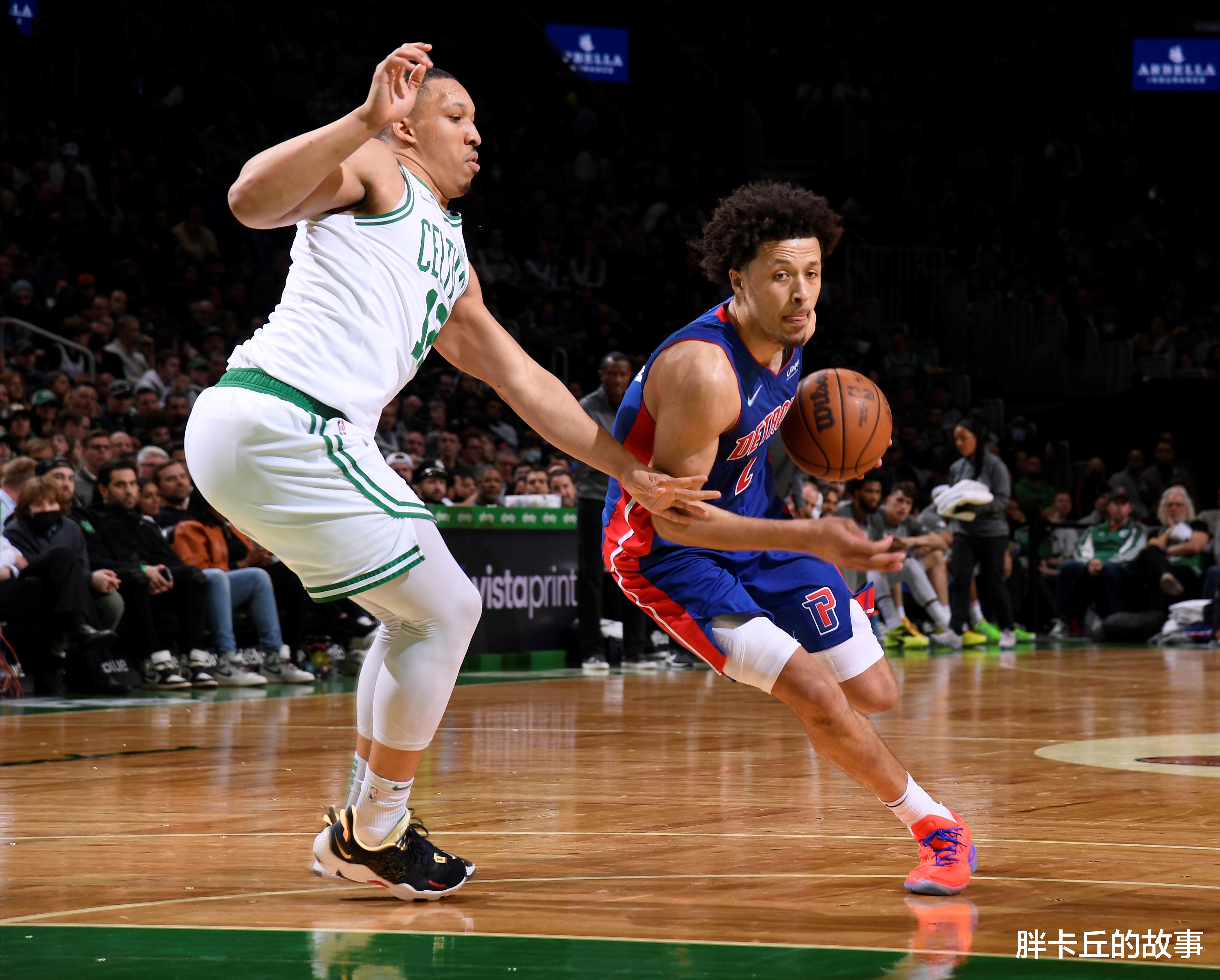 勒布朗·詹姆斯|3月12日NBA球鞋上脚：詹姆斯穿回詹19爆砍50分，小南斯致敬詹皇！