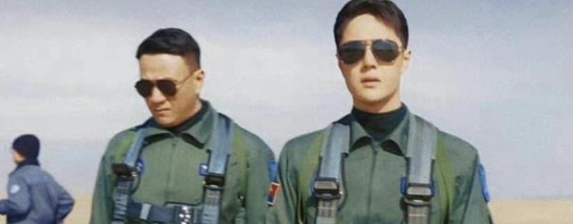 姜文|看完《无名》和《满江红》,顶流易烊千玺和王一博全都“现形”了