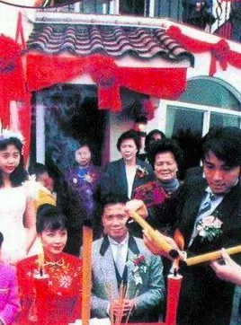 恬妞|这张照片,实锤了她出轨?