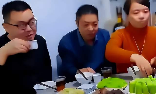 许敏|云昊晒小姨许敏近况,许妈姚爸荡秋千心情大好,许家妮妮陪伴左右