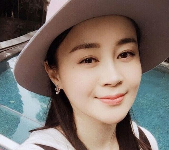 邓亚军|当年赵本山让关婷娜来办公室,“娜娜,以后当我的御用老伴吧~”