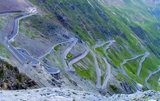 运城|新疆的最美公路，令人沉沦，无限向往的地方！