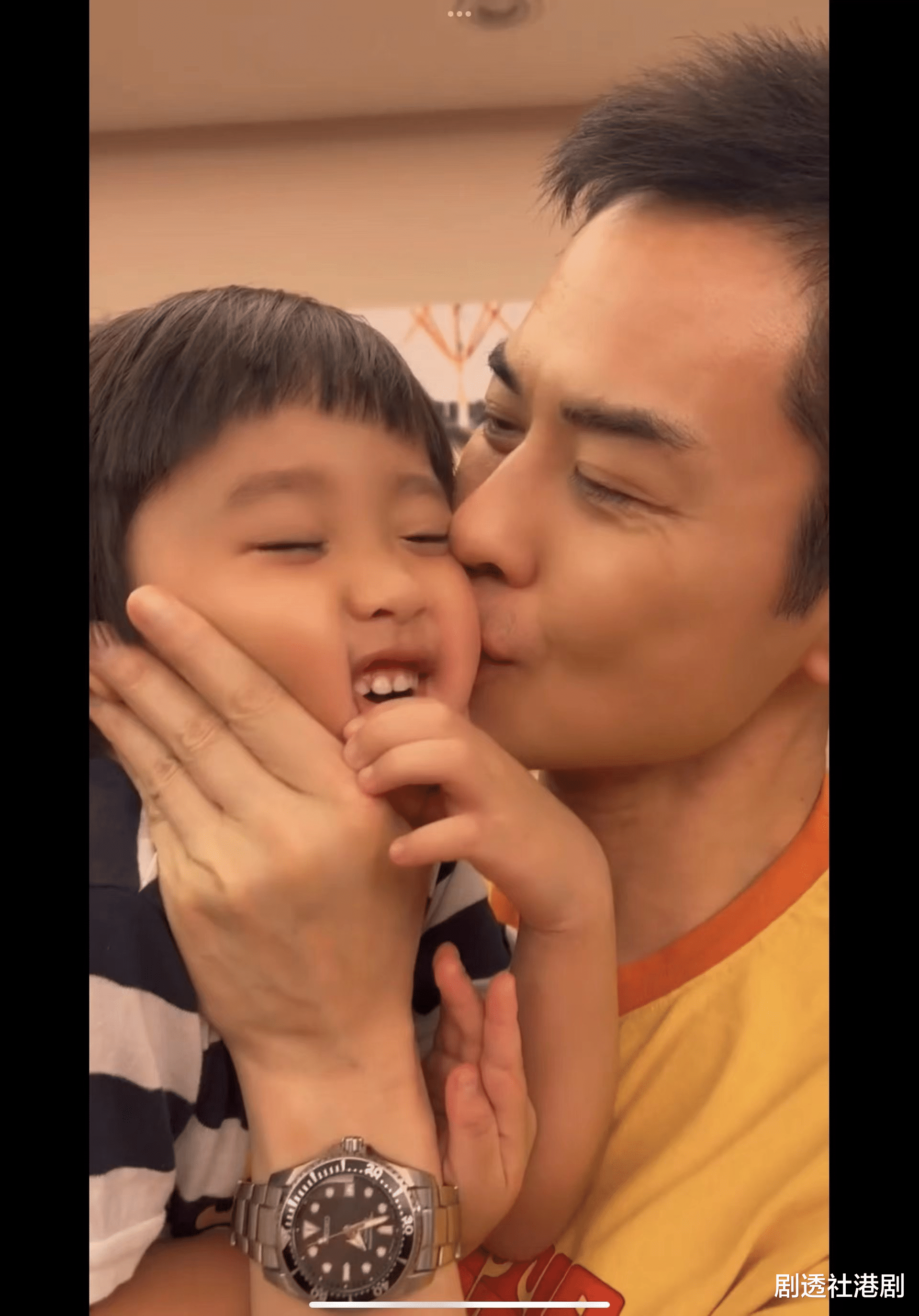 陈凯琳|结婚4周年!前港姐冠军大放闪光弹秀恩爱,婚后感受:如烟花一样