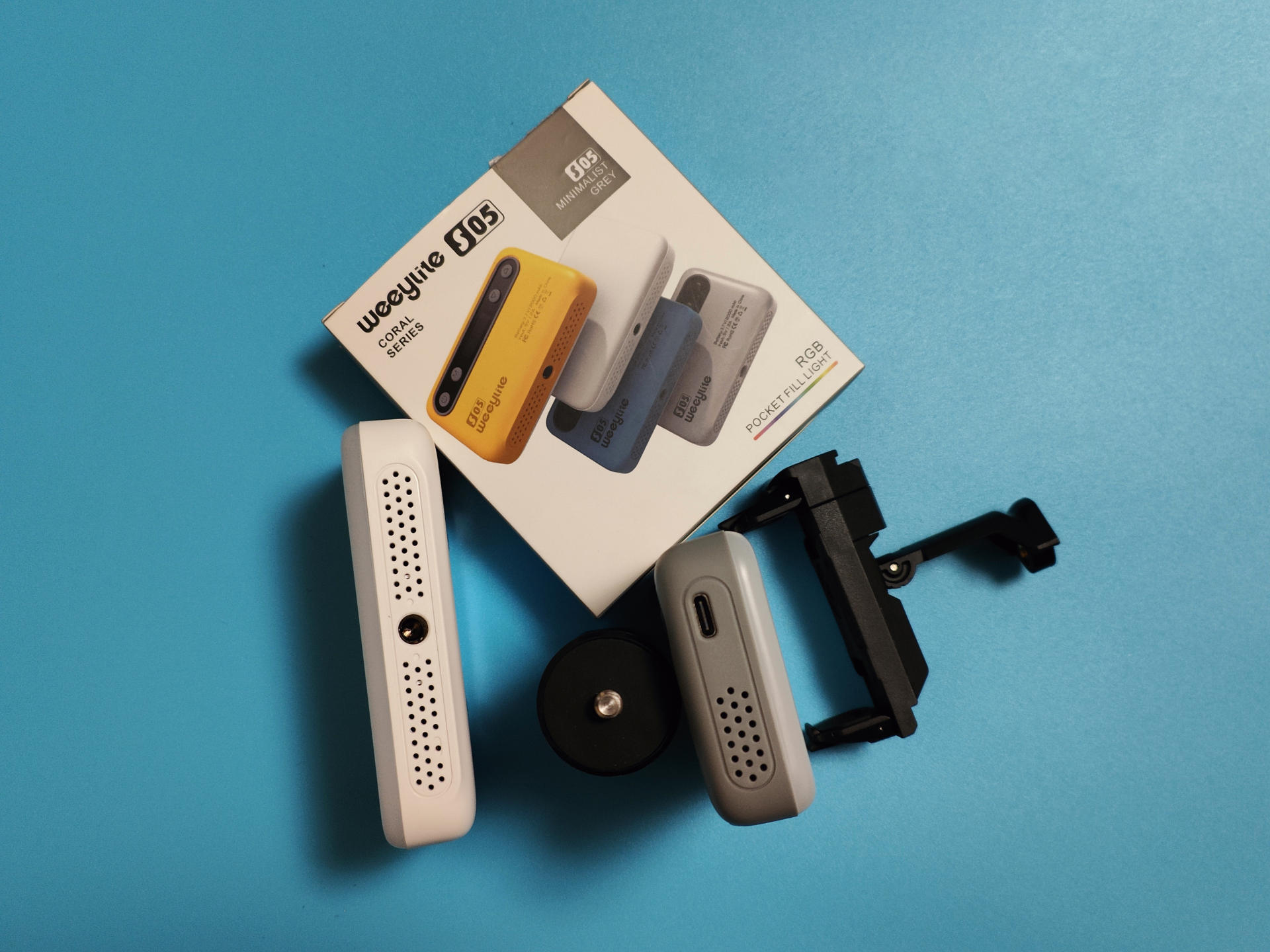 佳能|相信光的力量，Weeylite 微徕S05 RGB炫彩口袋补光灯体验
