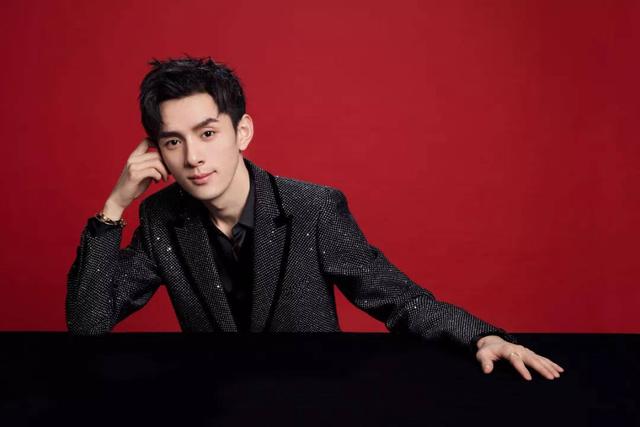 李佳琦|李佳琦直播,6300多万人围观