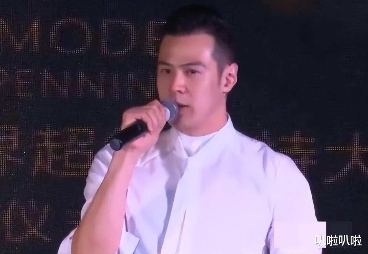 红苹果乐园|19年后再看《红苹果乐园》,男演员颜值全员崩盘,女演员个个坚挺