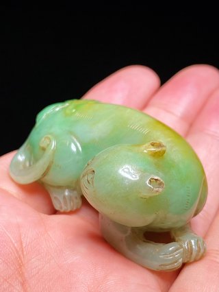 翡翠|清乾隆 老坑飘绿翡翠 耄耋 玉猫 把件 挂件