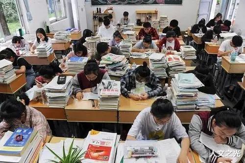 职业教育|小镇做题家的且行且珍惜：漫漫人生路，毕业后才是人生大考的开始