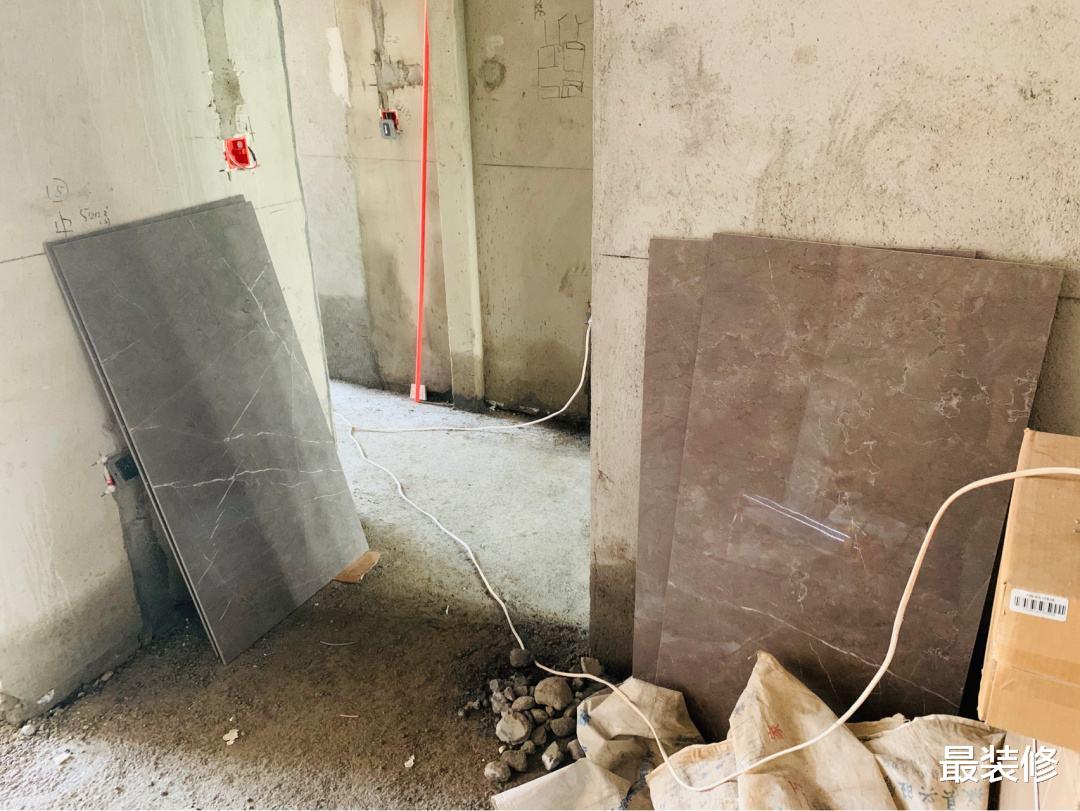 10元的瓷砖和100元的瓷砖，有何区别？内行人告诉你，瓷砖怎么选