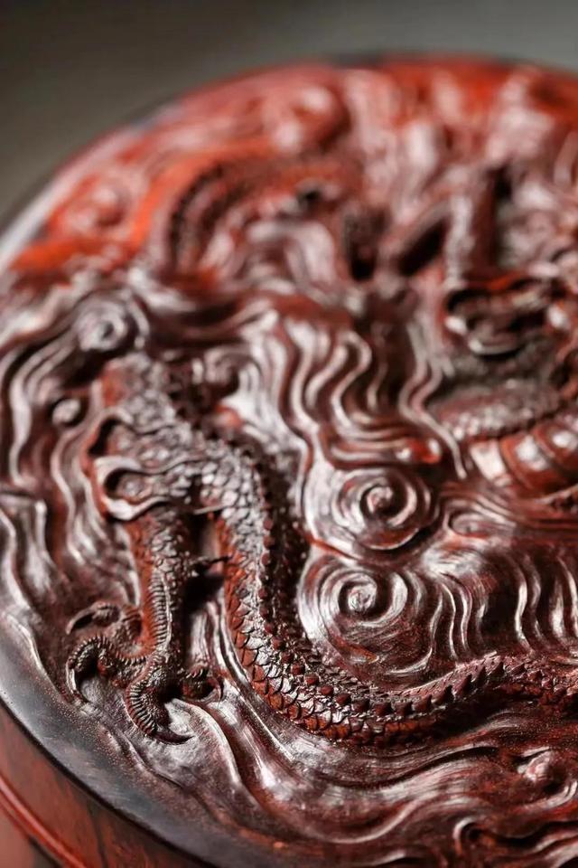 小叶紫檀|雕龙又画凤!小叶紫檀精工雕刻?龙盒