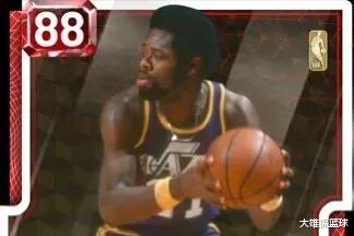 大连|论爵士职业生涯场均得分最高的十名球员,现役博扬和米切尔入选