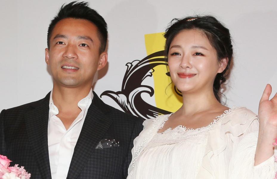 汪小菲|大S成白月光?汪小菲台湾酒店遭突检,张颖颖官宣分手:他还爱她