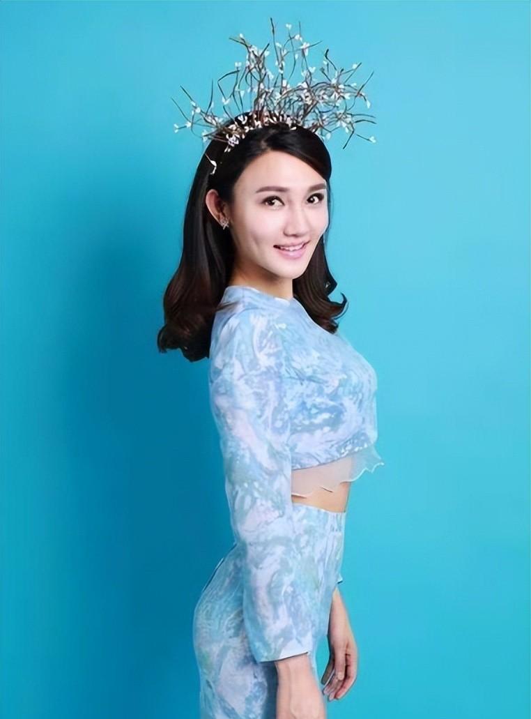 龙洋|新生代主持龙洋：美貌与才华兼具，择偶标准遭调侃，33岁未婚