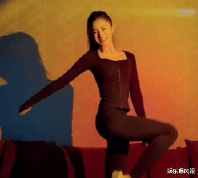 李心艾三个月瘦35斤,穿旗袍大秀身材,曾因减肥失败遭嘲讽