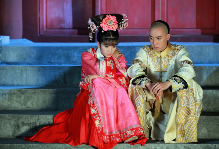 姚笛|当初称霸荧幕的男女主,从一线跌到十八线,都怎么变“糊”的?