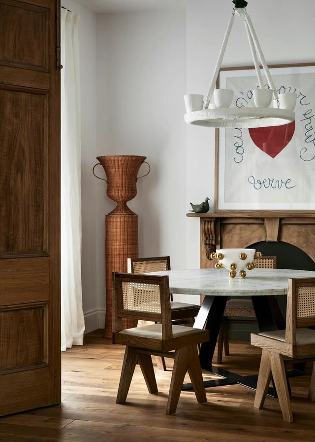 发现一个成功人士的家，仅大厨房就让人着迷，充满高级感，太美了