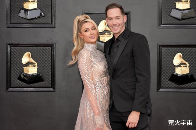 刘亦菲|帕丽斯·希尔顿与41岁丈夫私人海岛度假,泳池里甜蜜相拥羡煞众人