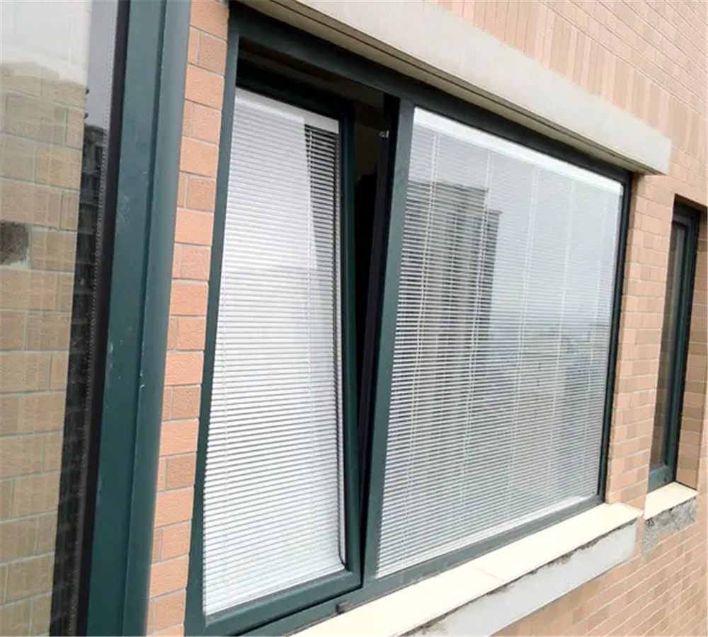 封阳台选窗户,有哪些需要注意的?牢记这3点,不花冤枉钱