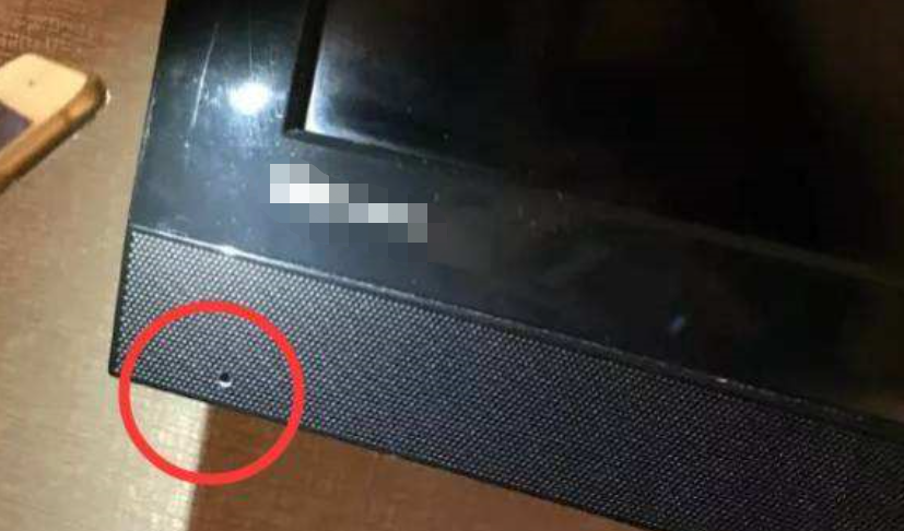 情侣们小心了!酒店的针孔摄像头经常藏在这4个地方,别不在意