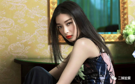 明星素颜|颜值超高的四位冻龄女星，个个素颜美若天仙，谁能让你心动呢？