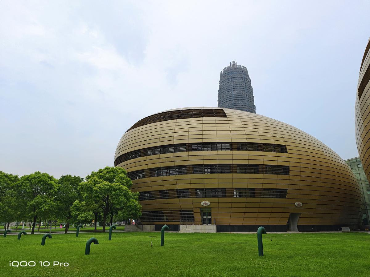 显示器|iQOO10Pro评测:无愧旗舰之名,又快又稳