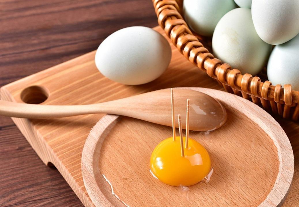 多批鸡蛋检出兽药,食用危害有多大,鸡蛋也不能吃了吗?