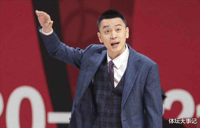 萨里|错失MVP？郭艾伦仅剩1条路，杨鸣为冠军豪赌，浙江球员又成赢家