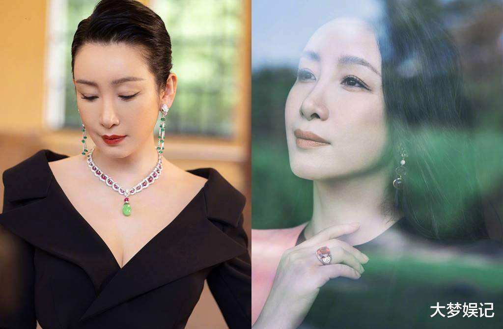 美颜|影后秦海璐直播直接关掉美颜,真面目现形网友看傻