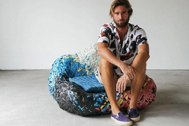 这款冥想椅将让您腾出空间并同时拥有舒适