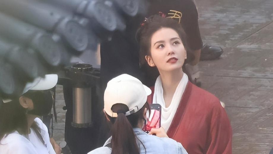 刘诗诗|《一念关山》刘诗诗红衣古装好惊艳！刘宇宁方逸伦造型反差大！