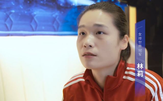 刘晓彤|女排刘晓彤林莉体验寝具！上周期风评截然不同，接班人仍未找到