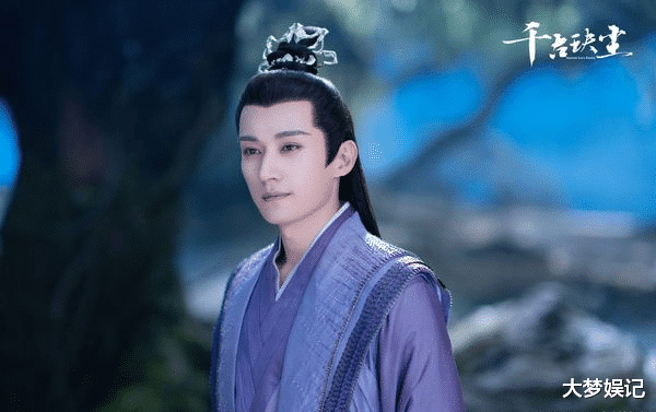 杨紫|5000万+顶流明星大瓜揭晓！狗仔爆“杨紫和男星共吃蛋糕”画面曝光