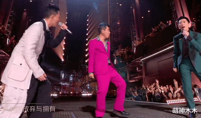 披哥2|《披哥2》开播差评多，舞台油腻不及第一季，港台情怀也看腻了