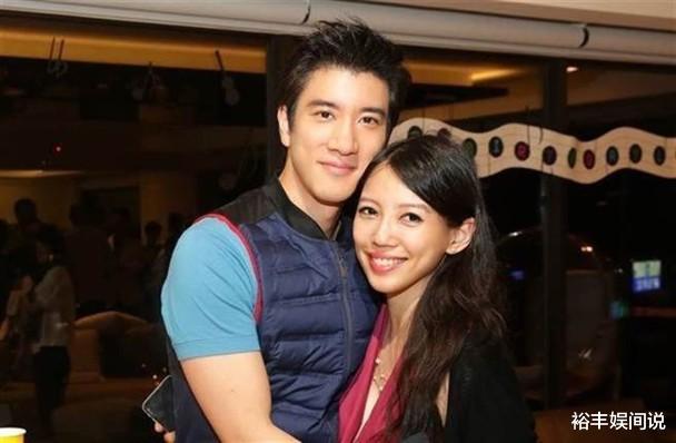 王力宏|李靓蕾晒证据斥责王力宏买网军，看孩子带礼物：大野狼童话故事