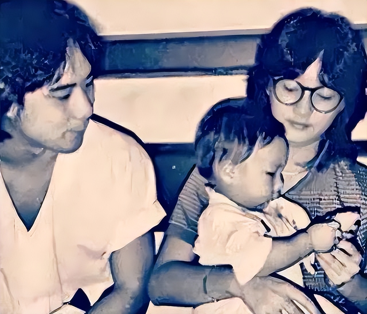 藤冈靛|米雪：被成龙抛弃，相恋20多年的男友因病去世，否认曾与已逝男友“冥婚”，至今67岁无儿无女