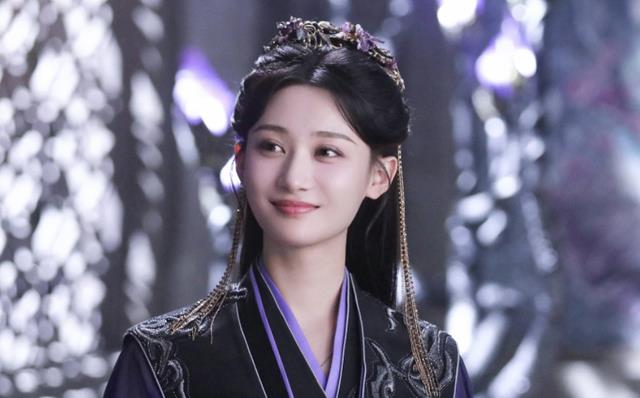 星落凝成糖|《星落凝成糖》与《香蜜沉沉烬如霜》是同位导演,为何质量差距大