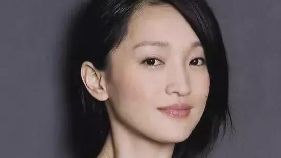 周迅|周迅：钱哪有那么好赚啊，我拍一集60万还要缴税，到手其实没多少