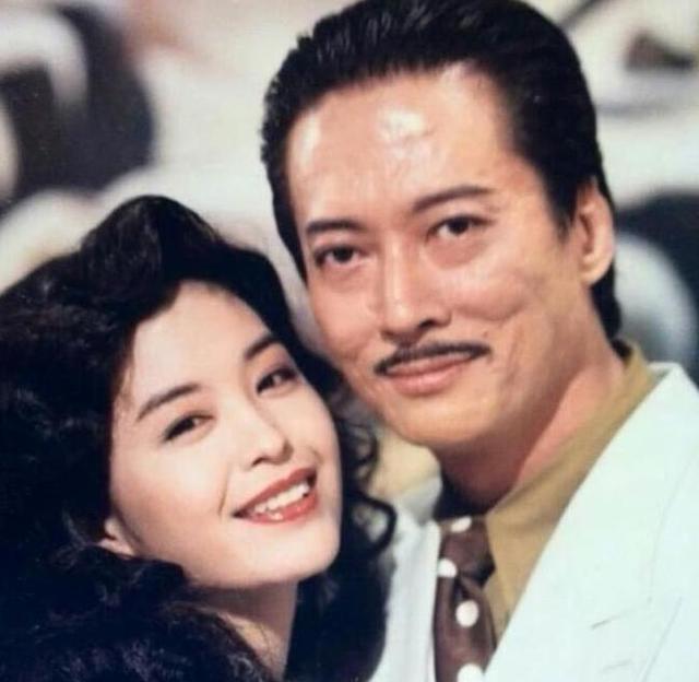 方刚|港剧第一大恶人方刚，大红时隐退游历世界，76岁仍未婚崇尚自由