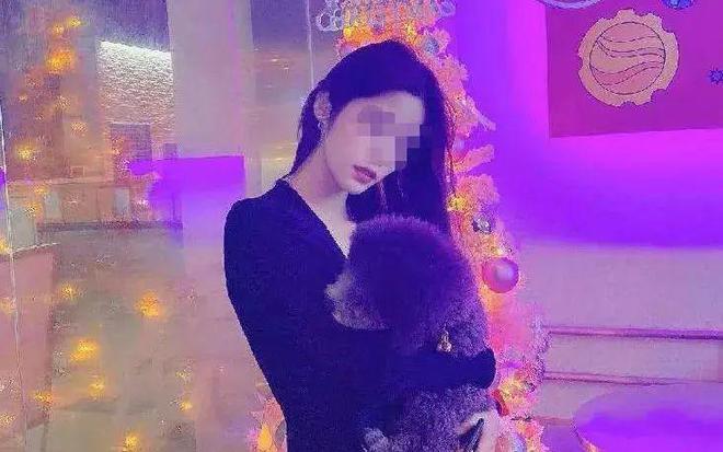 每天转666元,109天卷走1600万的女海王有多漂亮?