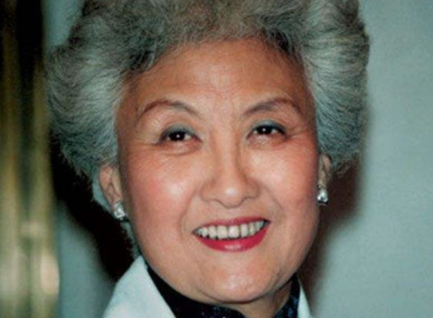 黄宗英|四任丈夫接连死去黄宗英孤身一人，一生颠沛流离感情得不到寄托