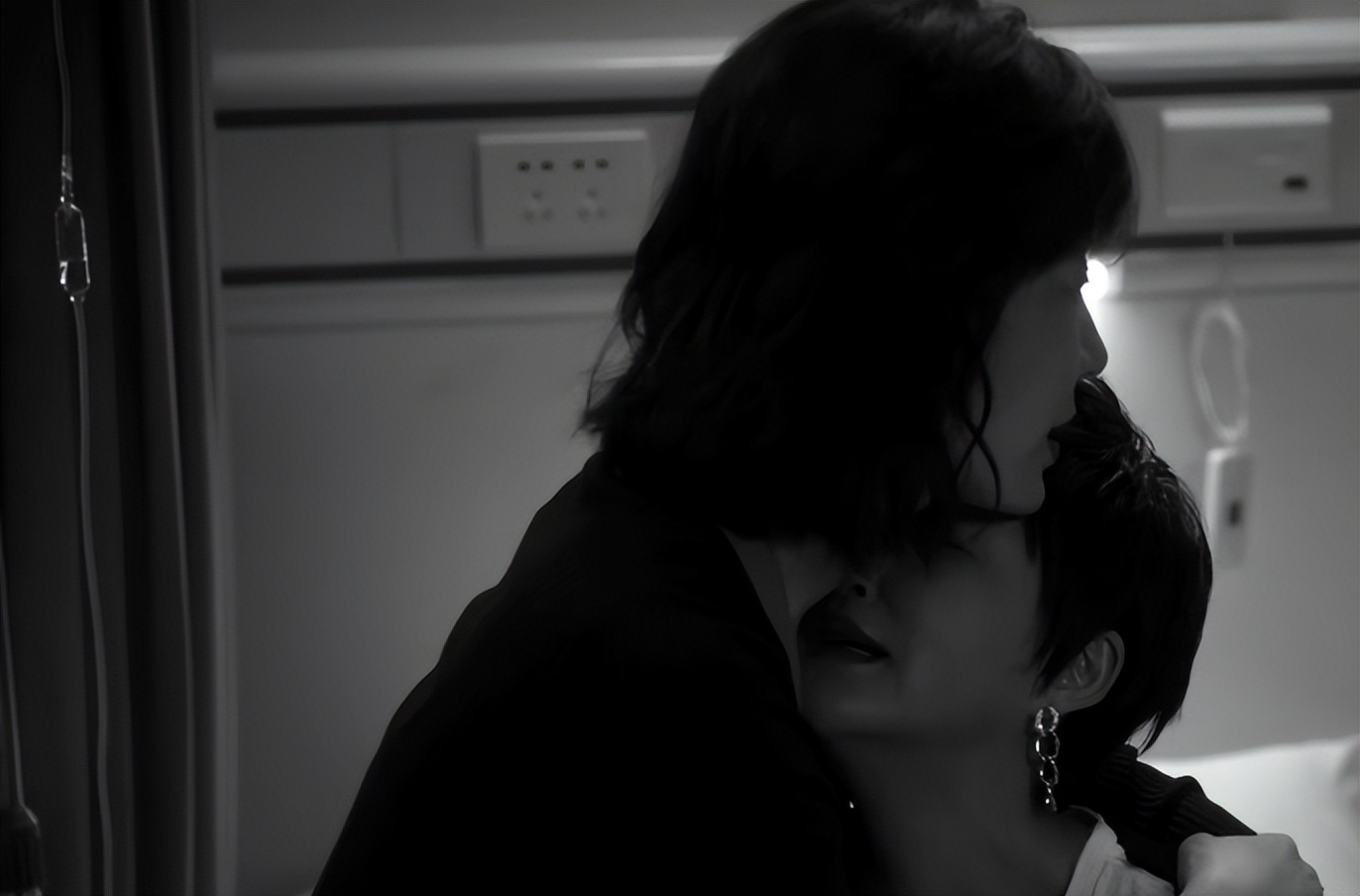 第二次拥抱|浙江卫视拿到王炸了，《第二次拥抱》定档，演员颜值高，有剧看了