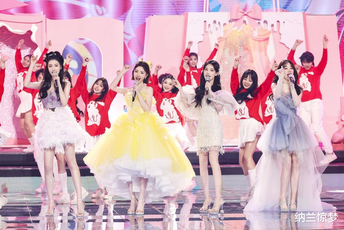 芒果台|小年夜春晚有了热度天花板, 芒果台年味湘味人情味拉满春节氛围感