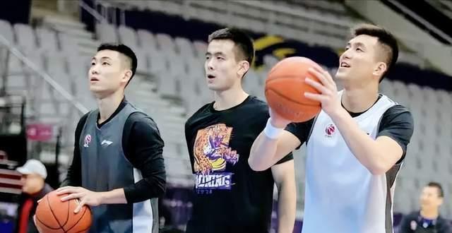 辽宁送出高诗岩错失周琦交易,京沪同样机会寥寥广东队成最大赢家